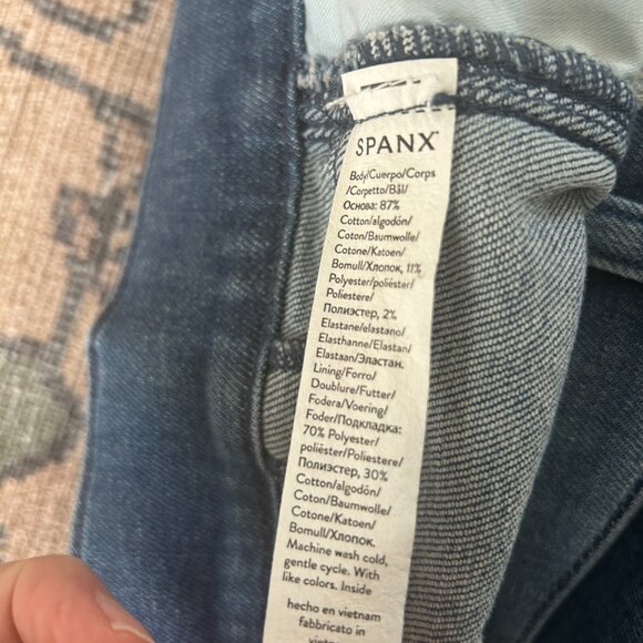 Spanx size M Two Toned Flare Jeans Mixed Indigo Wash Regular Length EUC worn 1X - Picture 10 of 12